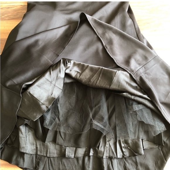 BNWT elegant black gown - Picture 8 of 14